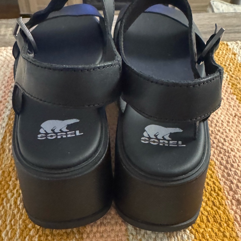 DAYSPRING ANKLE - BLACK - LEATHER

by: SOREL - Picture 7 of 10